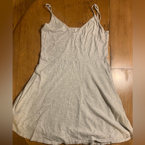 Robe Divided - Picture 2 of 2